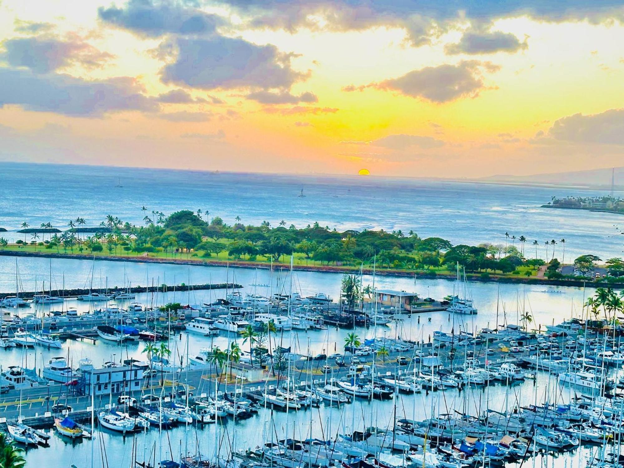 Waikiki Beach Experience! Luxury Oceanview Suite! Honolulu Luaran gambar